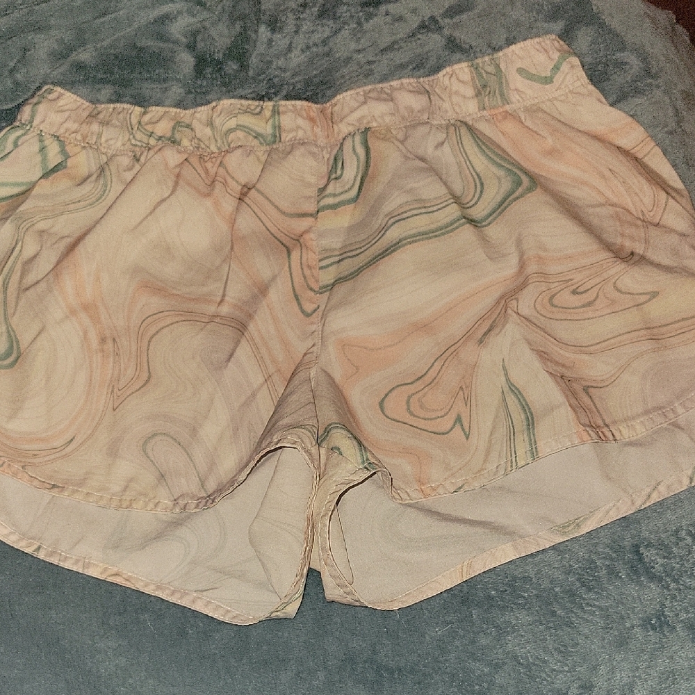Stylish Women's Marble Print Shorts